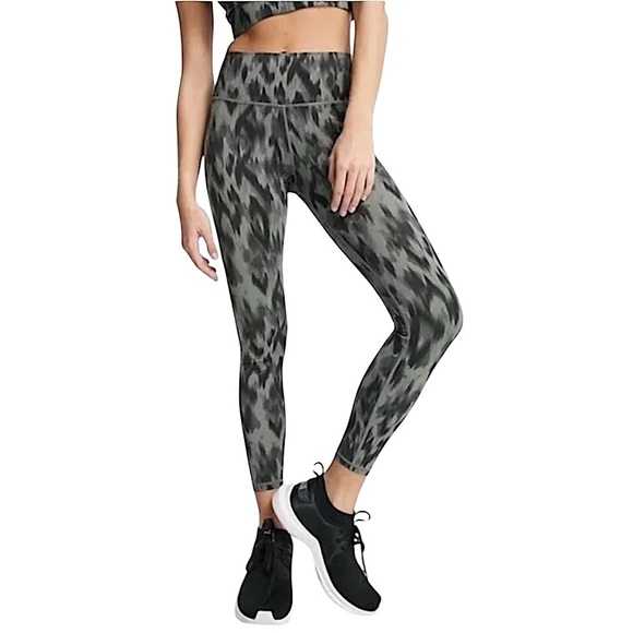 Varley Pants - Varley Animal Aztec Print Luna Leggings size XS